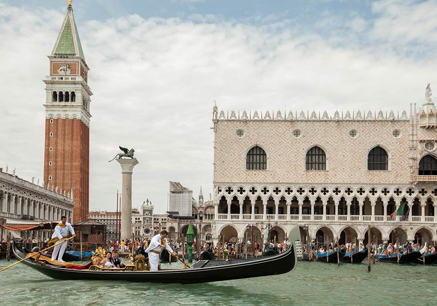 Elope in Venice